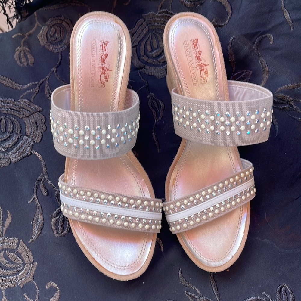COACH AND FOUR strap shoes